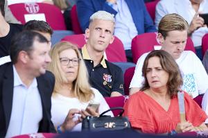 Relevo：若巴萨成功注册奥尔莫，多家俱乐部准备对此进行抗议