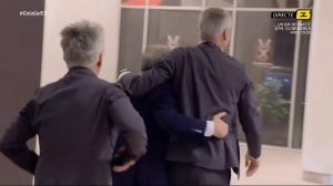 狂喜！记者：奥尔莫注册成功后，拉波尔塔大骂西足协 “狗娘养的”