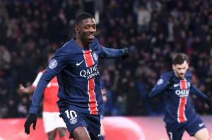 登贝莱一周双帽均为右脚进球，本赛季欧冠+法甲左脚7球、右脚9球