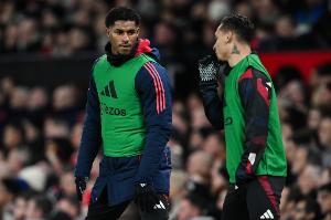 邮报:因财政等原因，曼联无法在提前召回拉什福德和安东尼