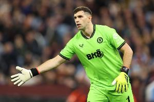 本赛季马丁内斯在欧冠扑救率达83%，面对41次射正只丢7球