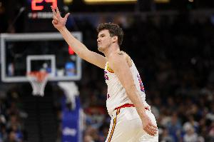 波斯特谈三分表现：我只希望能长期留在联盟 最好能在勇士待很久