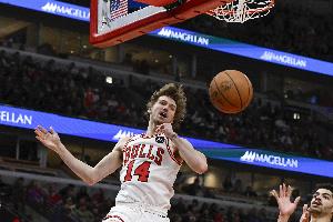 布泽利斯：我知道自己会成为非常优秀的球员 尽全力提升自己