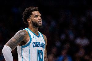 难救主！迈尔斯-布里奇斯16中7拿到20分6板 罚球6中5