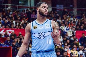 CBA外援一阵候选：利夫韦瑟斯庞领衔前后场 洛夫顿弗格布朗在列