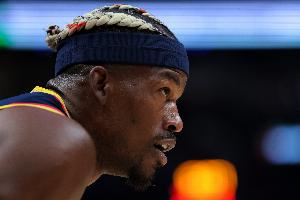 再战苦主😡巴特勒面对掘金已遭遇8连败 上次赢球是23年总决赛G2