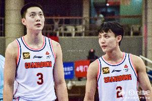 麦穗丰：2-3兄弟都很重要&互为唇齿 广东下半场要匹配上海的斗心