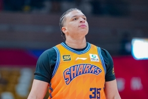 🦈孔德昕：从弃用洛夫顿到哈维绝杀 沪粤大战悬念锁死决胜场