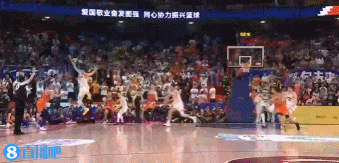 超远压哨三分绝杀+抢断发反击拖入加时！哈维砍33分11板助队取胜