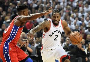 鹿死谁手？快船本季对勇士3-0 期间快船没小卡&勇士无巴特勒