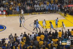 班门弄斧👀灰熊主帅称最后一球想给贝恩 而这个战术勇士跑过N次