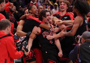 👀5年2.24亿顶薪？Marks：续约吉迪是公牛首要任务 起薪3800万