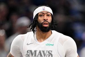 今日附加赛生死战👀浓眉上一次对阵灰熊时22投15中狂砍40分16板