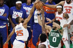 卫冕冠军主场两次被20分逆转有多离谱？五外对决20分真就算个屁