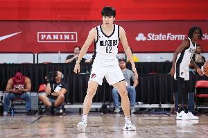 曾与小崔一起征战夏联！媒体人：李贤重将离开澳洲 继续冲击NBA