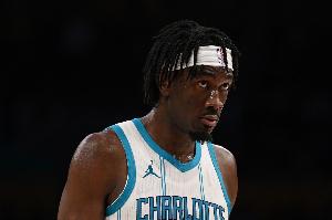 美记：马威预计将再次被摆上货架 潜在追求者有勇凯多队&没湖人