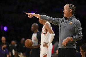 尼克斯下任主帅赔率：布登+950 沃格尔+1100 A-史密斯+6000😂