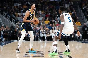 奥尼尔：华子能在我们那个年代打球 哈利伯顿也可以&他像便士