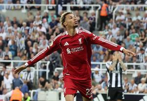 埃基蒂克在利物浦7场比赛打进4球，追平在巴黎33场进球数量