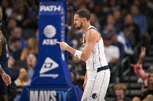 🙂克莱：我们必须保持专注 给球迷们一些值得骄傲的东西