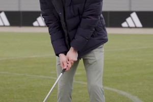 屡试不爽！本赛季格罗斯的克鲁伊夫转身短剪！