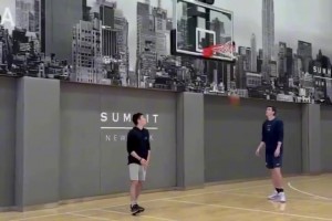 被爱情滋润的克莱，休赛期训练起来更有干劲了🙊