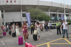 来宏远表演！NBA的啦啦队平常打扮也这么大方啊😍😍