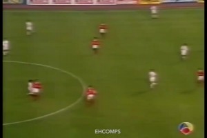 好长一条腿！名场面：37岁的内斯塔做出的极限阻挡！